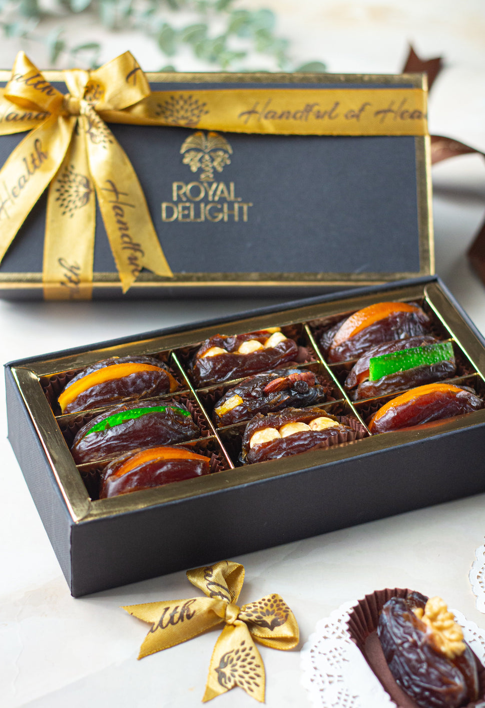 Royal Delight - Stuffed Large Medjoul Dates (9 pc)